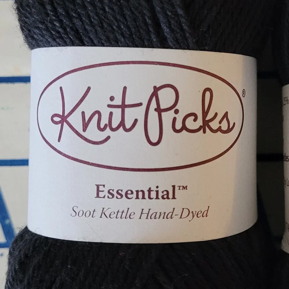 Yarn - Knit Picks - Essential Kettle Hand-Dyed - Picture 3 of 5